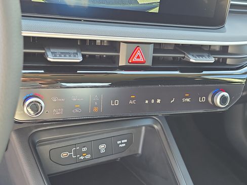 New 2026 Kia K5 LXS image 24