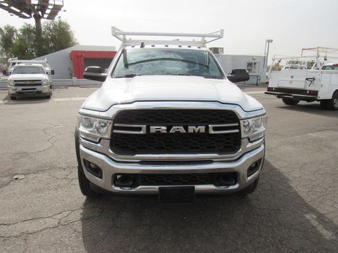 Used 2020 RAM 5500 Tradesman RWD image 3