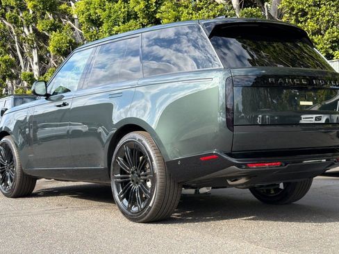 New 2026 Land Rover Range Rover SE AWD/4WD image 3