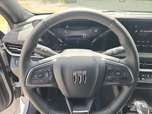 New 2026 Buick Envista Avenir FWD image 22
