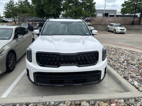 Certified 2023 Kia Telluride EX X-Line AWD/4WD image 2