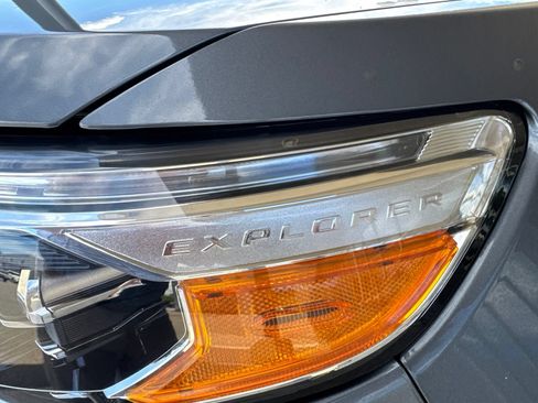Certified 2023 Ford Explorer XLT w/ Equipment Group 202A AWD/4WD image 14
