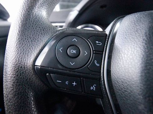 Used 2018 Toyota Camry LE image 15