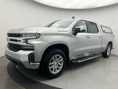 Used 2020 Chevrolet Silverado 1500 LT w/ Convenience Package image 2