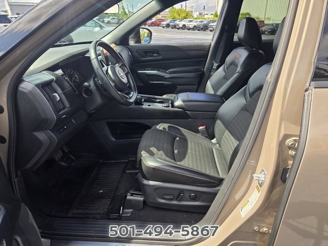 Used 2023 Nissan Pathfinder Rock Creek AWD/4WD image 10