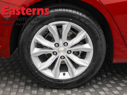 Used 2024 Chevrolet Malibu LT image 30