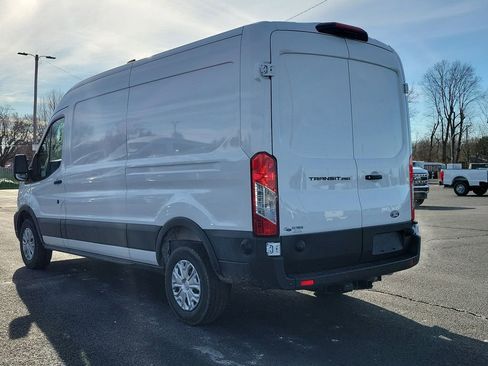 New 2026 Ford Transit 250 148 Medium Roof image 3