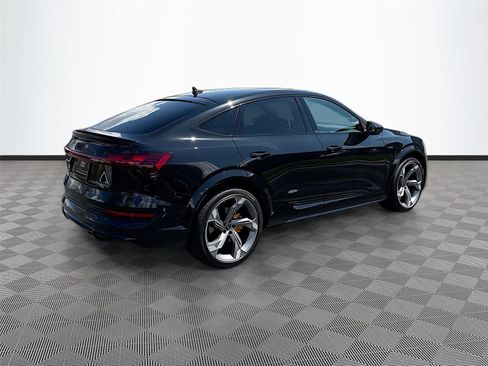 Certified 2023 Audi e-tron S Premium Plus w/ Black Optic Package image 7