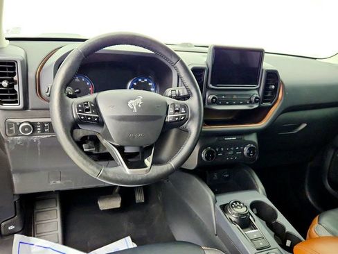 Used 2022 Ford Bronco Sport Outer Banks w/ Tech Package AWD/4WD image 13