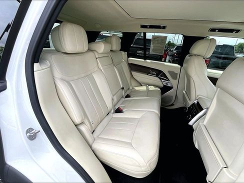 Used 2023 Land Rover Range Rover SE AWD/4WD image 27
