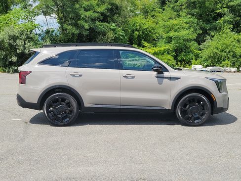 Used 2026 Kia Sorento SX AWD/4WD image 4