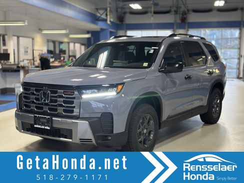 New 2026 Honda Pilot TrailSport image 1