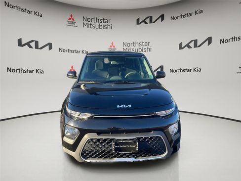 Used 2022 Kia Soul LX FWD image 6