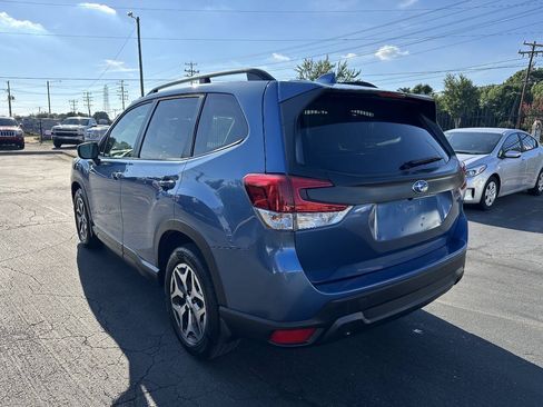 Used 2020 Subaru Forester Premium AWD/4WD image 7