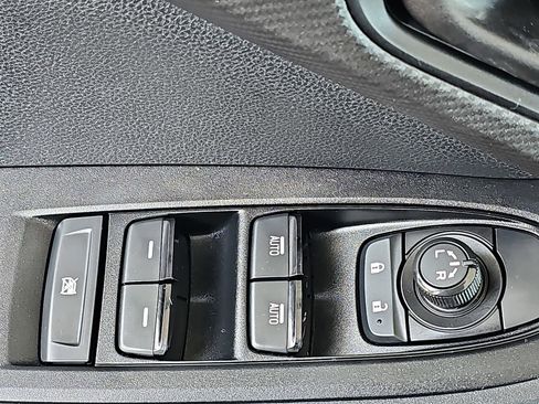 Certified 2024 Subaru Crosstrek 2.5i Sport AWD/4WD image 32