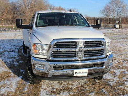 Used 2014 RAM 3500 Big Horn image 4