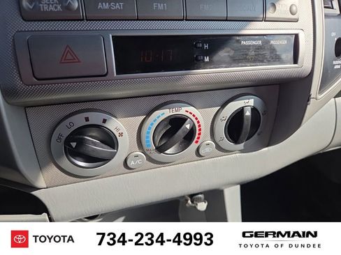 Used 2011 Toyota Tacoma 4x4 Access Cab V6 image 19