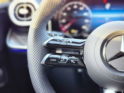 New 2026 Mercedes-Benz GLC 300 4MATIC image 29