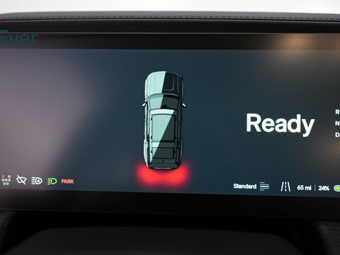 Used 2025 Rivian R1S Adventure AWD/4WD image 28