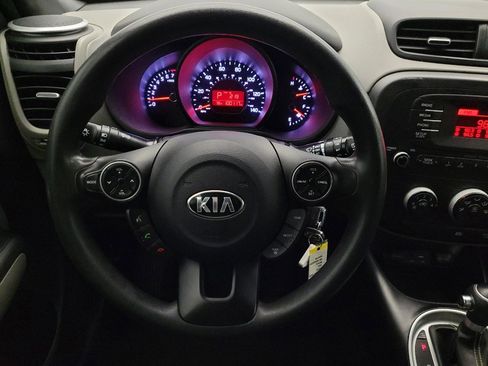 Used 2015 Kia Soul + FWD image 22