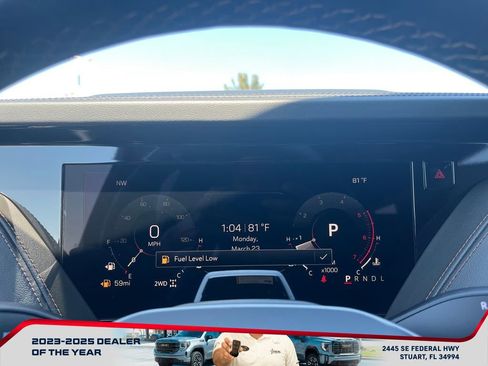 New 2026 GMC Yukon XL AT4 image 28