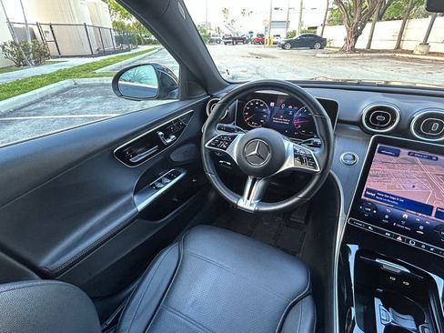 Used 2025 Mercedes-Benz C 300 Sedan image 9