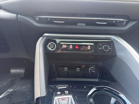 Certified 2025 Audi Q5 Prestige AWD/4WD image 23