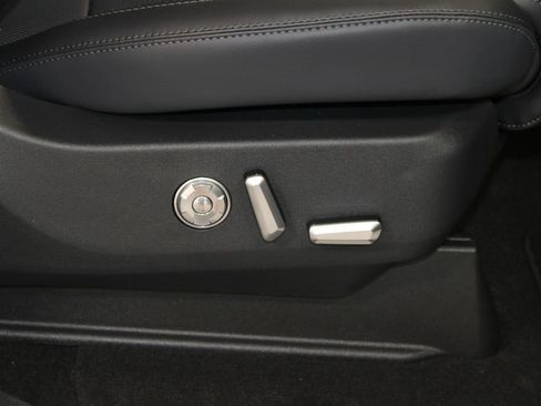 New 2025 Lincoln Navigator Reserve image 33