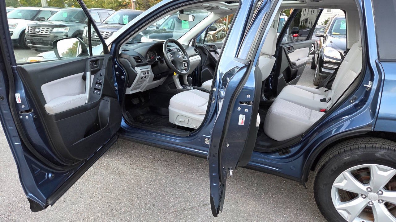 Used 2014 Subaru Forester 2.5i Premium w/ All-Weather Package AWD/4WD image 22