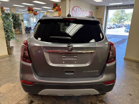 Used 2019 Buick Encore Preferred w/ Safety Package image 9