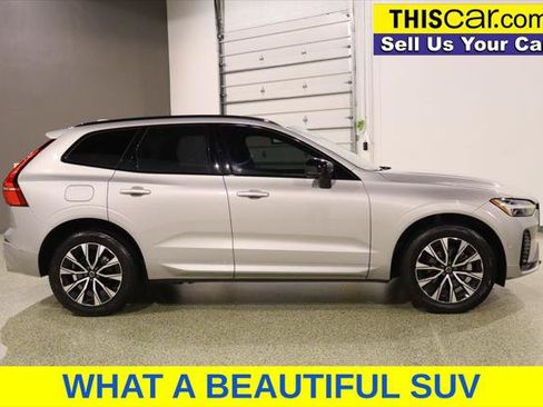 Used 2025 Volvo XC60 B5 Plus AWD/4WD image 8