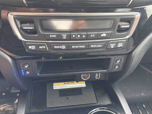 Used 2022 Honda Passport Elite image 27