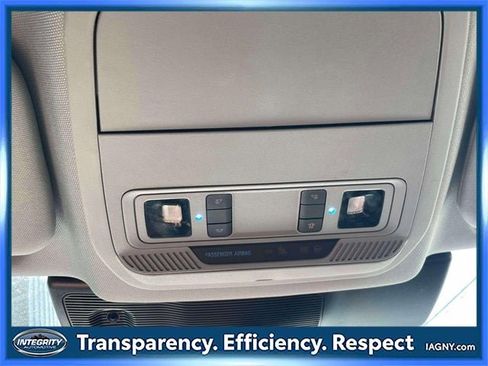 Used 2023 Ford Explorer Limited w/ Equipment Group 301A image 31