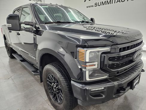 Used 2020 Ford F350 Lariat image 2