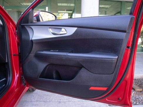 Used 2023 Kia Forte LXS FWD image 20