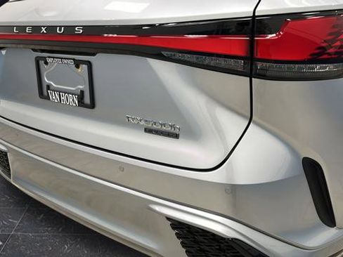 Used 2025 Lexus RX 500h F Sport AWD/4WD image 33