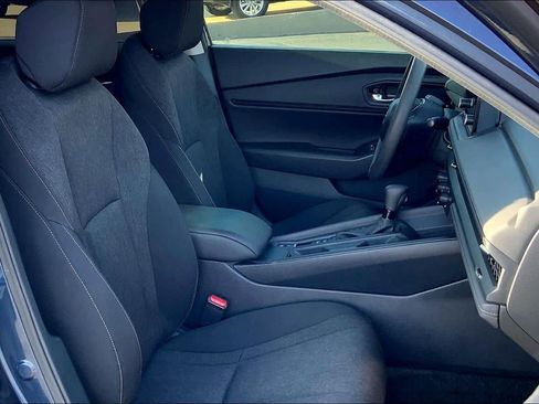 Used 2024 Honda Accord EX image 9