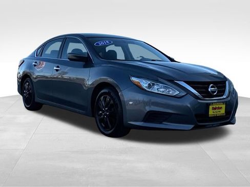 Used 2018 Nissan Altima 2.5 S image 1