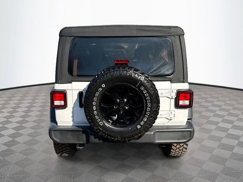 Used 2022 Jeep Wrangler Unlimited Sport AWD/4WD image 7