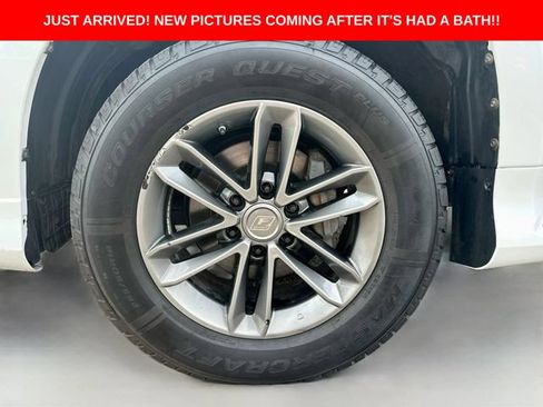 Used 2021 Lexus GX 460 Premium w/ Premium Package AWD/4WD image 32