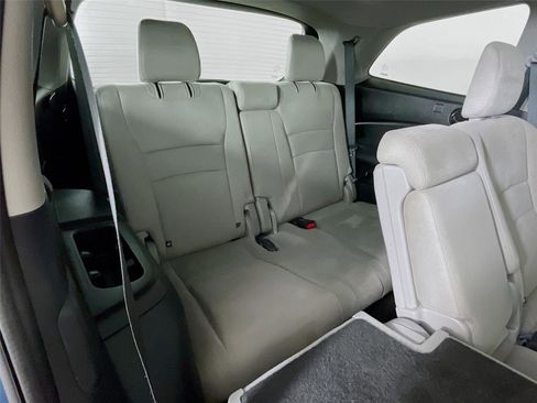 Used 2017 Honda Pilot EX image 30