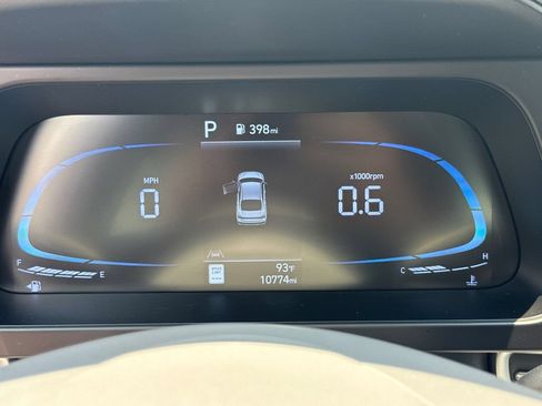 Certified 2026 Hyundai Elantra Sport FWD image 29