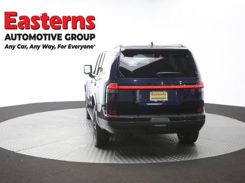 Used 2025 Lexus GX 550 w/ Accessory Package (2T) AWD/4WD image 40