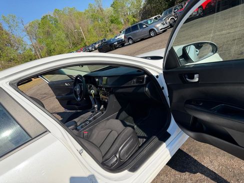 Used 2018 Kia Optima LX w/ Convenience Package image 12