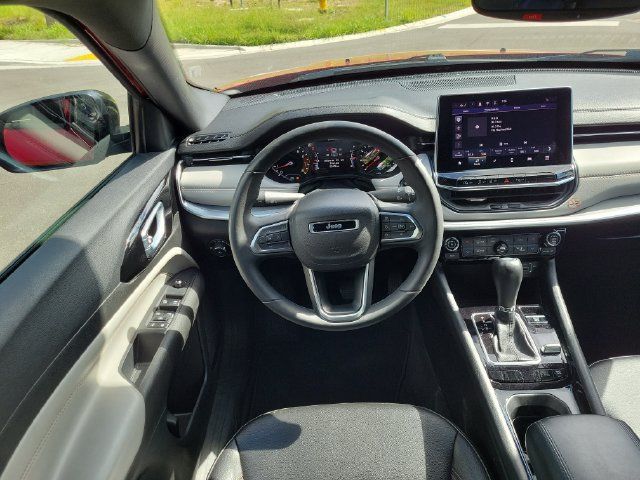 Used 2024 Jeep Compass Limited AWD/4WD image 11