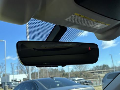 Used 2021 Subaru Outback Touring image 27