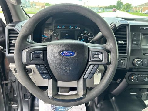 Used 2016 Ford F150 XL w/ Equipment Group 101A Mid AWD/4WD image 19