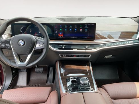Used 2025 BMW X5 xDrive40i AWD/4WD image 10