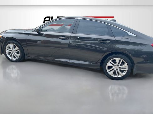 Used 2018 Honda Accord LX image 4