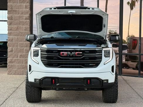 Used 2023 GMC Sierra 1500 AT4 w/ AT4 Premium Package AWD/4WD image 21